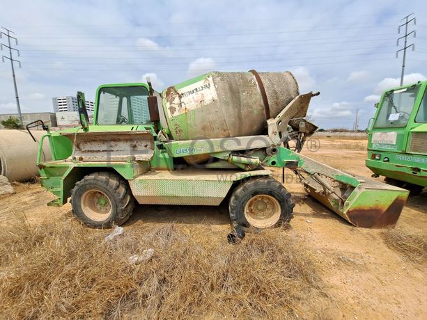 Autobetoneira Merlo DBM 2500 EV