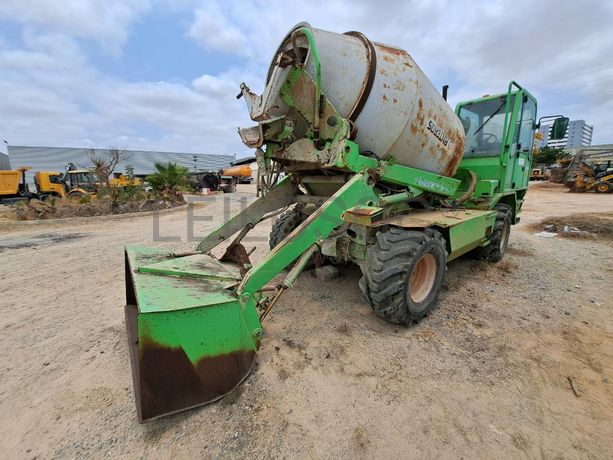 Autobetoneira Merlo DBM 3500EV
