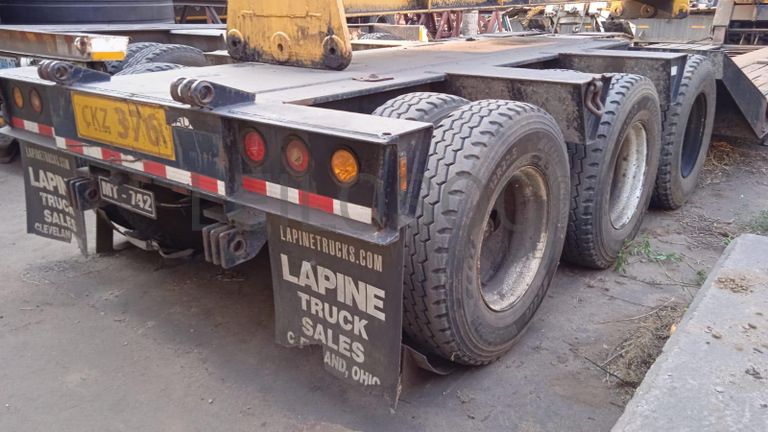 PORTA MÁQUINAS RG-80 ·