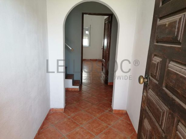 Moradia V3 c/ 2 Lugares de Garagem · Charneca da Caparica, Almada