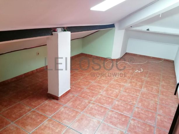 Moradia V3 c/ 2 Lugares de Garagem · Charneca da Caparica, Almada