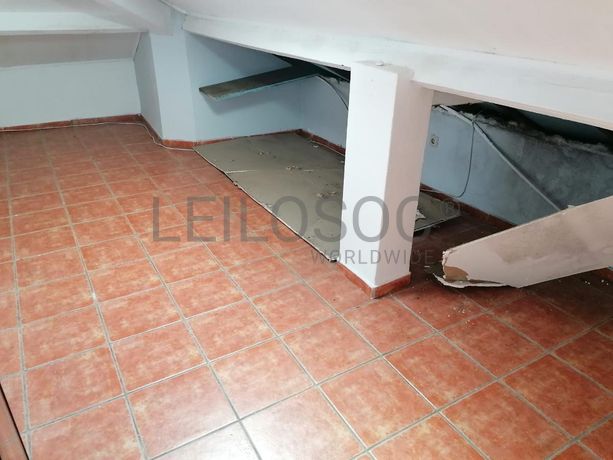 Moradia V3 c/ 2 Lugares de Garagem · Charneca da Caparica, Almada