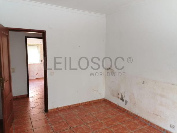 Moradia V3 c/ 2 Lugares de Garagem · Charneca da Caparica, Almada