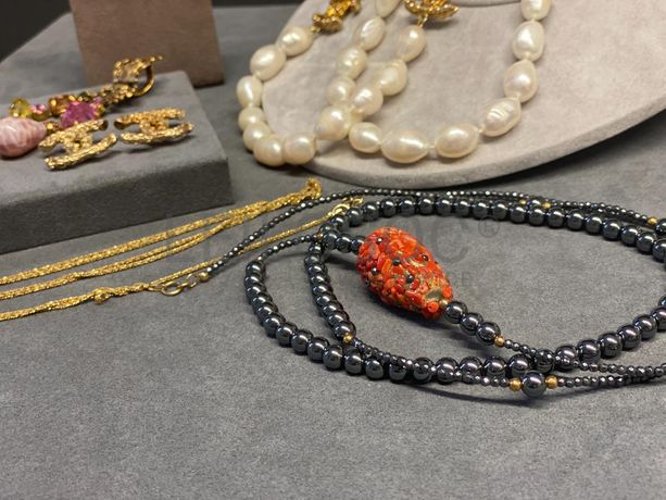 Fios + Pendente + Brincos