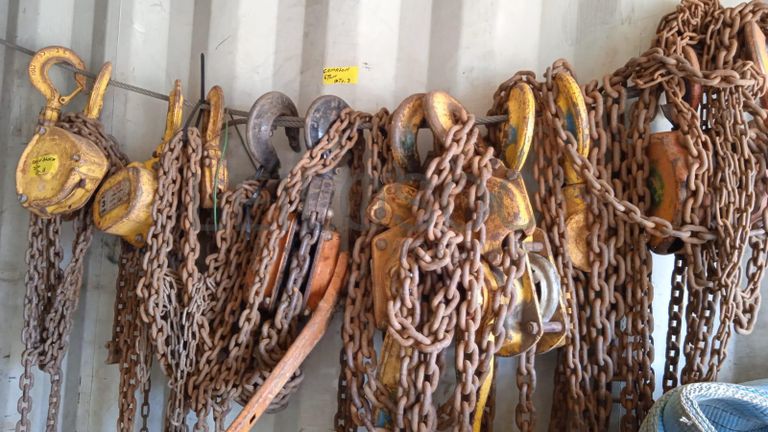 Diversos + Diversos + Guinchos + Diversos + Diversos + Contentor de 40P ·