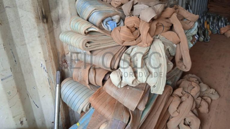 Diversos + Diversos + Guinchos + Diversos + Diversos + Contentor de 40P ·