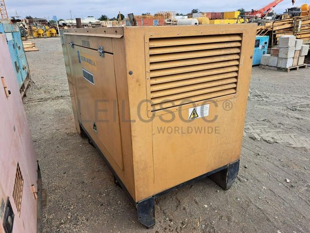 Gerador (60KVA) OLYMPIAN GE60 · Viana