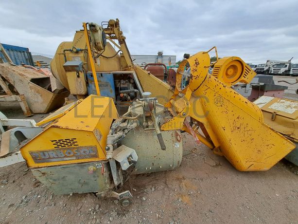 MAQ.PROJECTAR BETONILHA · Viana