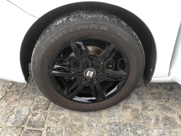 Seat Leon 1.6TDI · Ano 2011