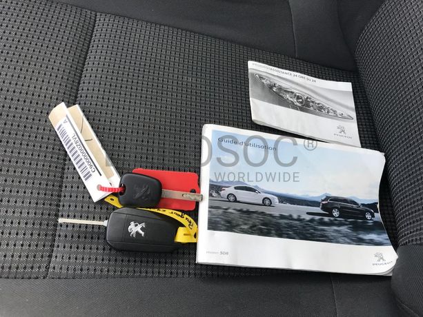 Peugeot 508 SW 1.6 BlueHDI · Ano 2015