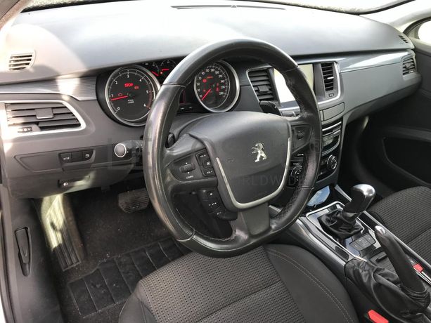 Peugeot 508 SW 1.6 BlueHDI · Ano 2015