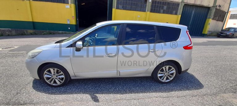 Renault Grand Scénic 1.5DCI · Ano 2013