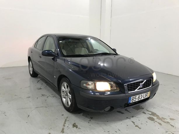 Volvo S60 D5 2.4D · Ano 2003