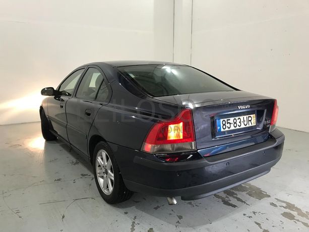 Volvo S60 D5 2.4D · Ano 2003