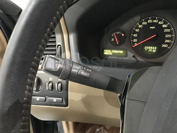 Volvo S60 D5 2.4D · Ano 2003