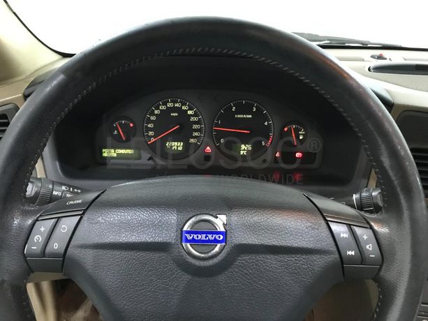 Volvo S60 D5 2.4D · Ano 2003