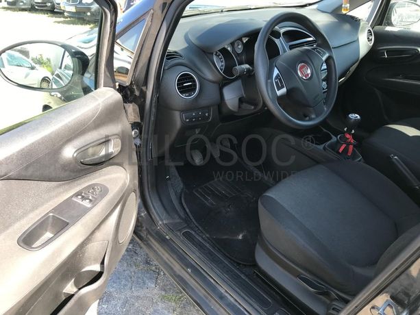 Fiat Punto 1.2 · Ano 2016