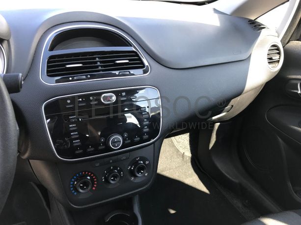 Fiat Punto 1.2 · Ano 2016