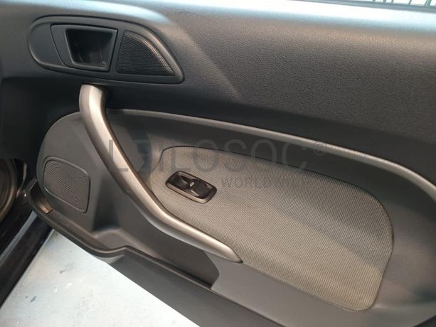 Ford Fiesta 1.4 TDCi · Ano 2009