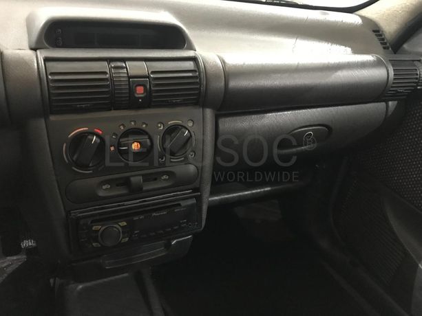 Opel Corsa 1.5TD · Ano 1994