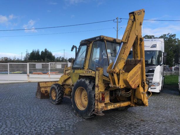 Retroescavadora CAT 428-II 4x4