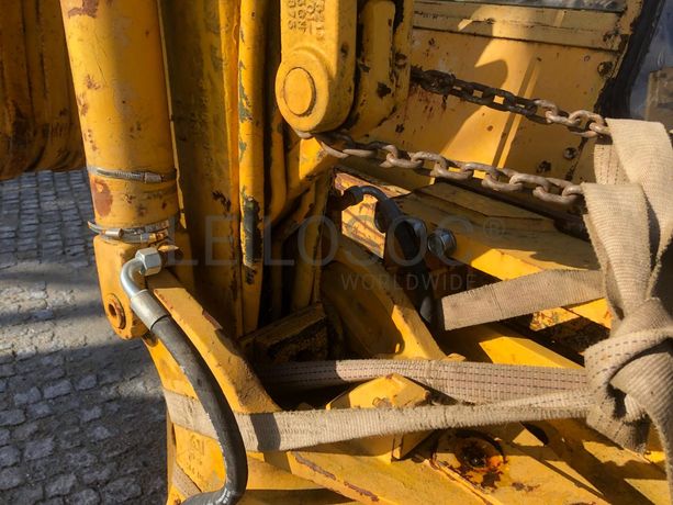 Retroescavadora CAT 428-II 4x4