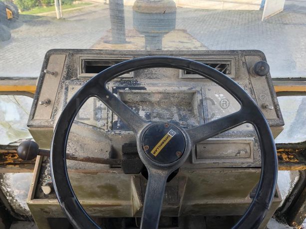 Retroescavadora CAT 428-II 4x4