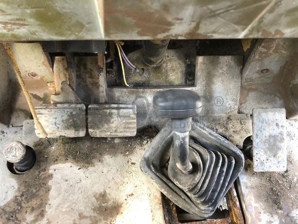 Retroescavadora CAT 428-II 4x4