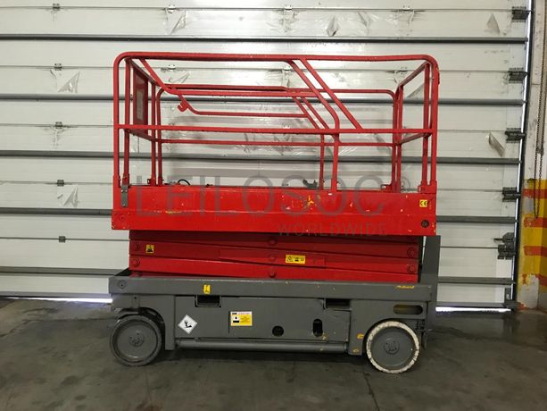 Plataforma Elevatória Haulotte Compact 10