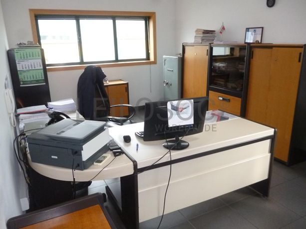 Estabelecimento Comercial · Transformação, reciclagem e refinação de alumínios e outros resíduos · Viana do Castelo