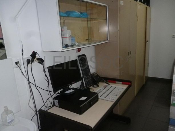 Estabelecimento Comercial · Transformação, reciclagem e refinação de alumínios e outros resíduos · Viana do Castelo