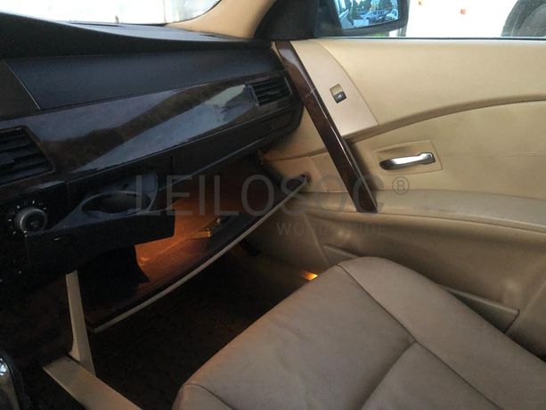 BMW 525D Touring · Ano 2005