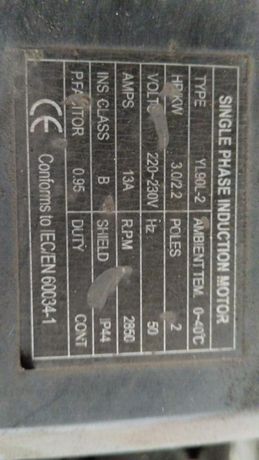 Cones de sinalização + Rolos de cabo + Máquinas para lavagem de Carros + Diversos + Compressor + Carrinhos de mão + Diversos + Motor de VW ·