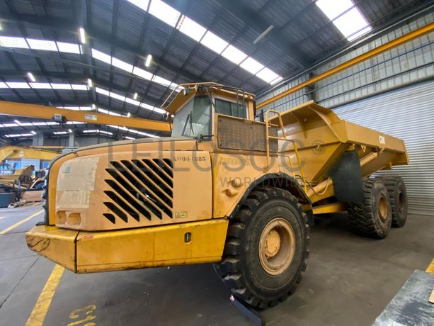 Dumper (30T) VOLVO A30D · Viana