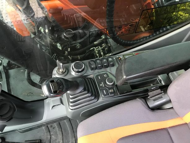 Giratória de Rodas Doosan DX 170 W-5