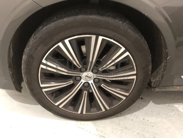 Volvo S90 · Ano 2021