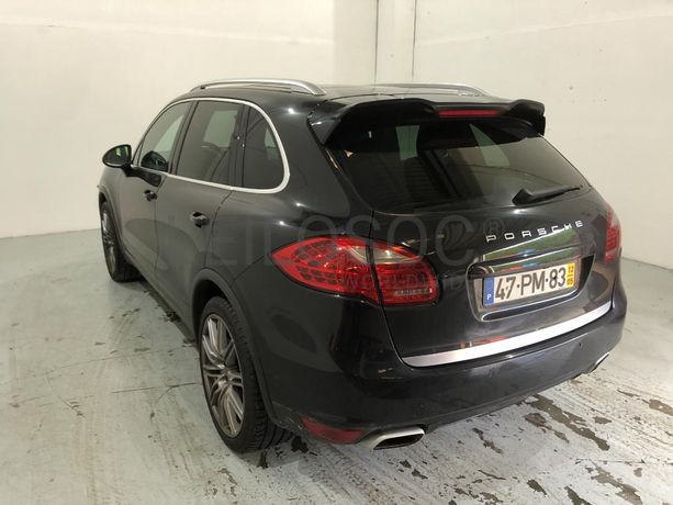 Porsche Cayenne 3.0 D · Ano 2012
