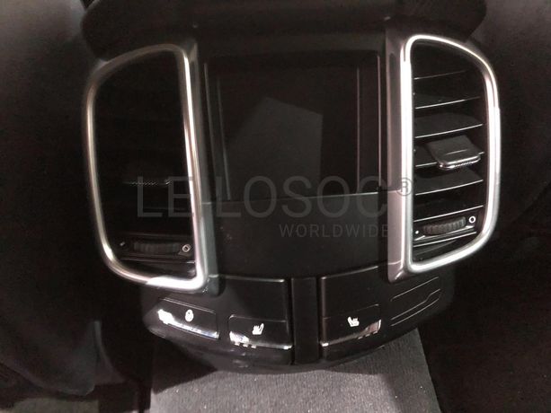 Porsche Cayenne 3.0 D · Ano 2012