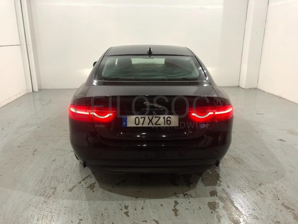 Jaguar XE 2.0 · Ano 2016
