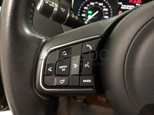 Jaguar XE 2.0 · Ano 2016