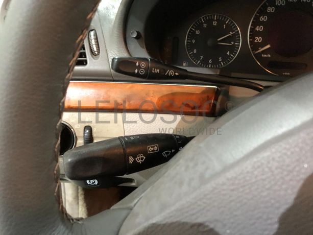 Mercedes-Benz E 270 · Ano 2002