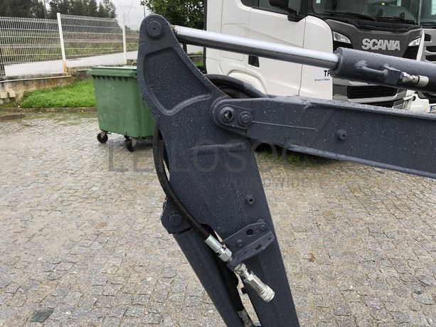 Mini Giratória Rastos Volvo EC15D