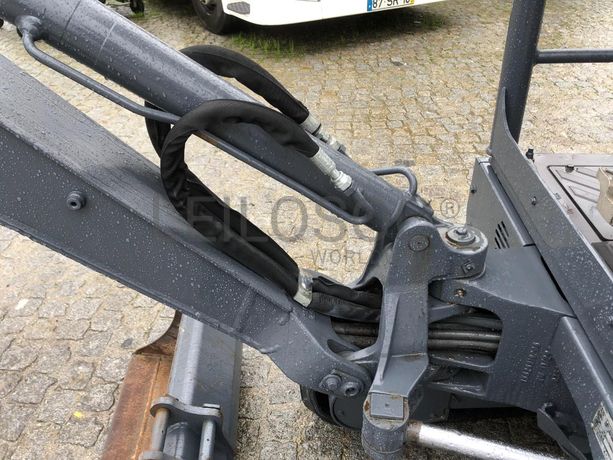 Mini Giratória Rastos Volvo EC15D