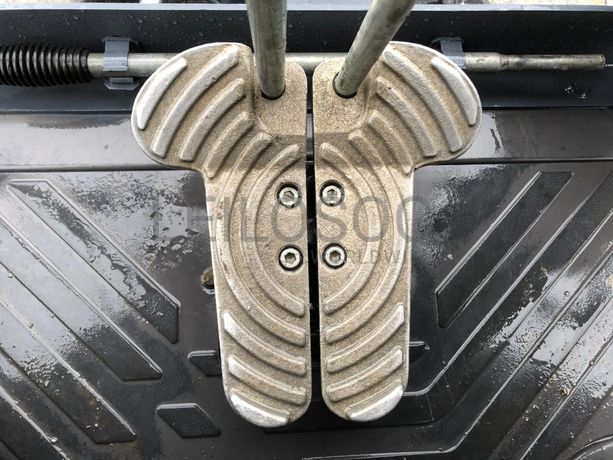 Mini Giratória Rastos Volvo EC15D