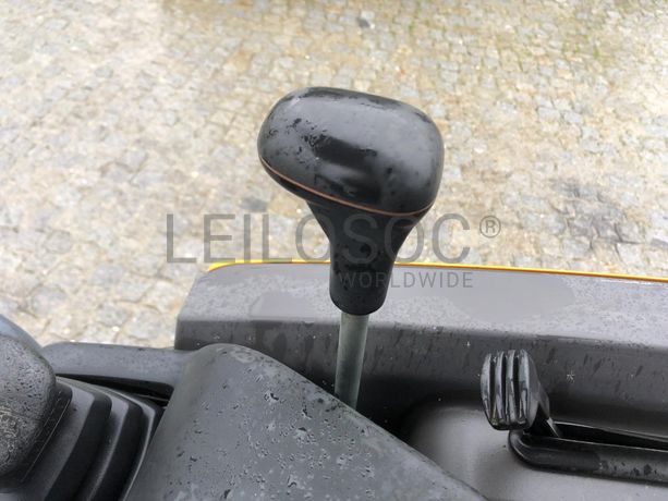 Mini Giratória Rastos Volvo EC15D