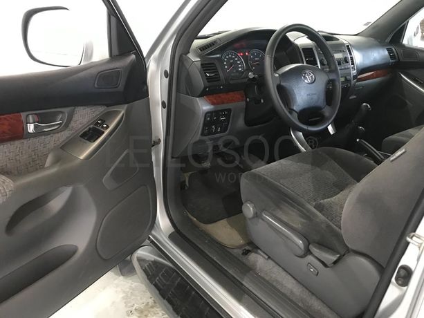 Toyota Land Cruiser 3.0 D4D · Ano 2003