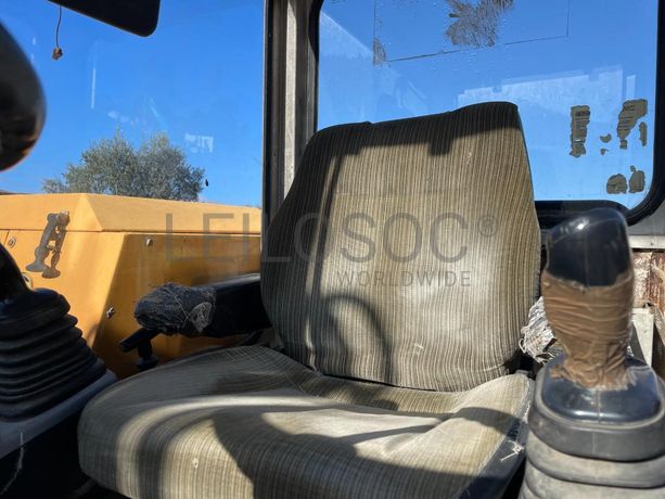 Escavadora Rodas Liebherr A310 B