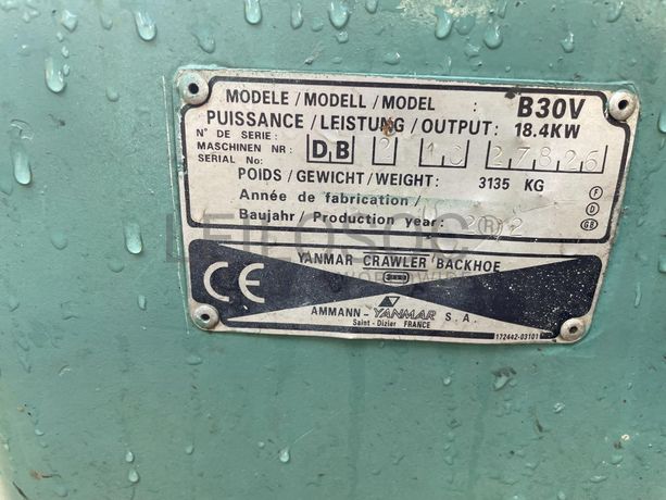 Mini Escavadora Yanmar B30 V