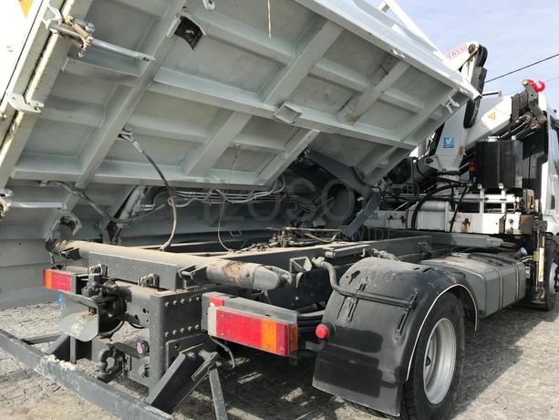 Renault 280DXI · Grua Fassi