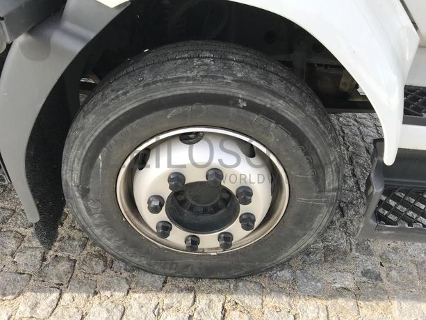 Renault 280DXI · Grua Fassi